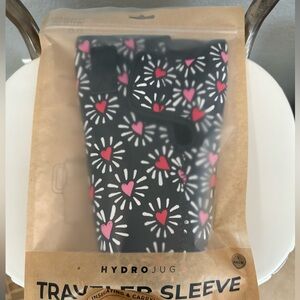 Hydrojug Traveler Sleeve Limited Edition Hearts